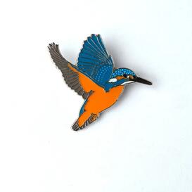 Земеродно рибарче в полет
