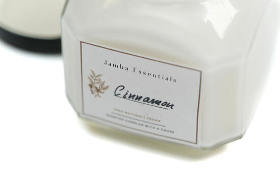 Свещ с канела Jamba Essentials